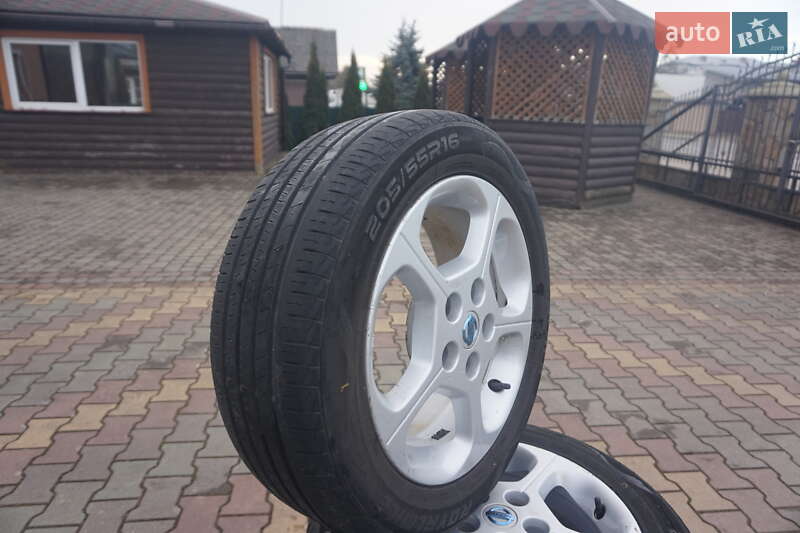 Хетчбек Nissan Leaf 2013 в Самборі фото 80 Хетчбек Nissan Leaf 2013 в Самборі