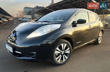 Хэтчбек Nissan Leaf 2017 в Киеве
