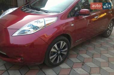 Хэтчбек Nissan Leaf 2015 в Кременчуге