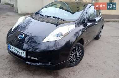 Хэтчбек Nissan Leaf 2013 в Днепре