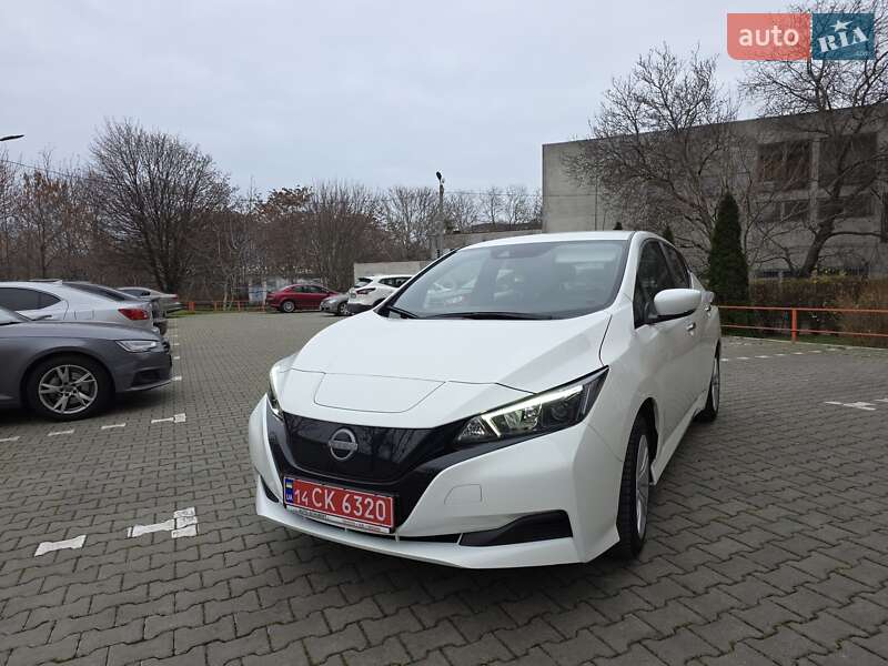 Хетчбек Nissan Leaf 2022 в Одесі