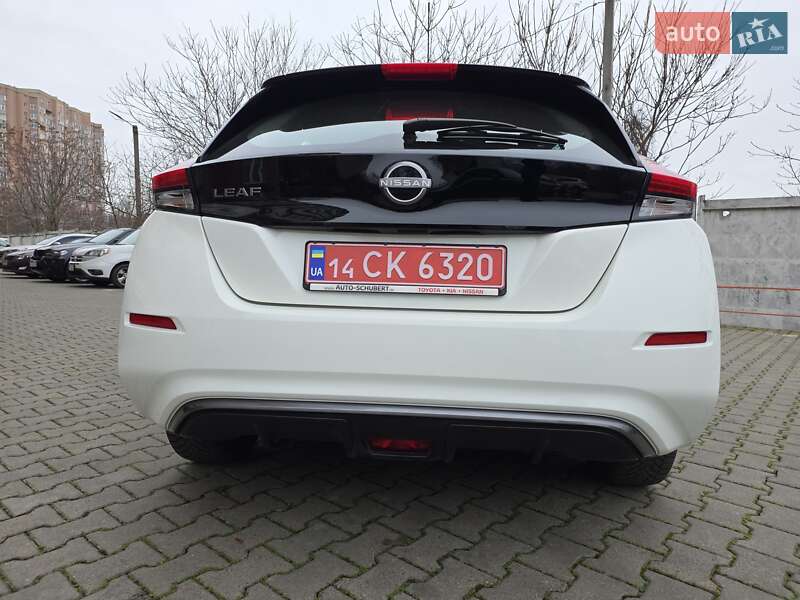 Хетчбек Nissan Leaf 2022 в Одесі