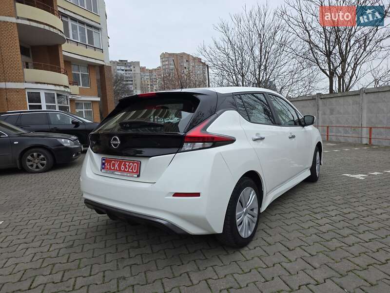 Хетчбек Nissan Leaf 2022 в Одесі