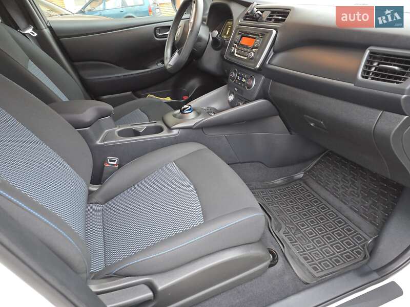 Хетчбек Nissan Leaf 2022 в Одесі