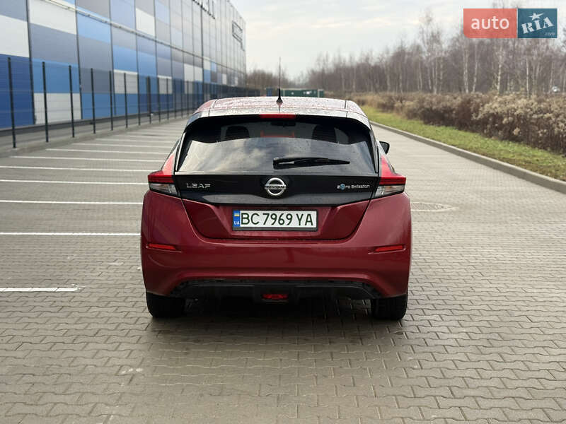 Хэтчбек Nissan Leaf 2019 в Львове