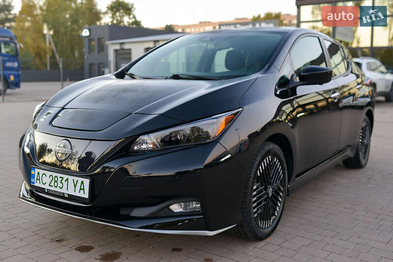 Хэтчбек Nissan Leaf 2023 в Турийске фото Хэтчбек Nissan Leaf 2023 в Турийске