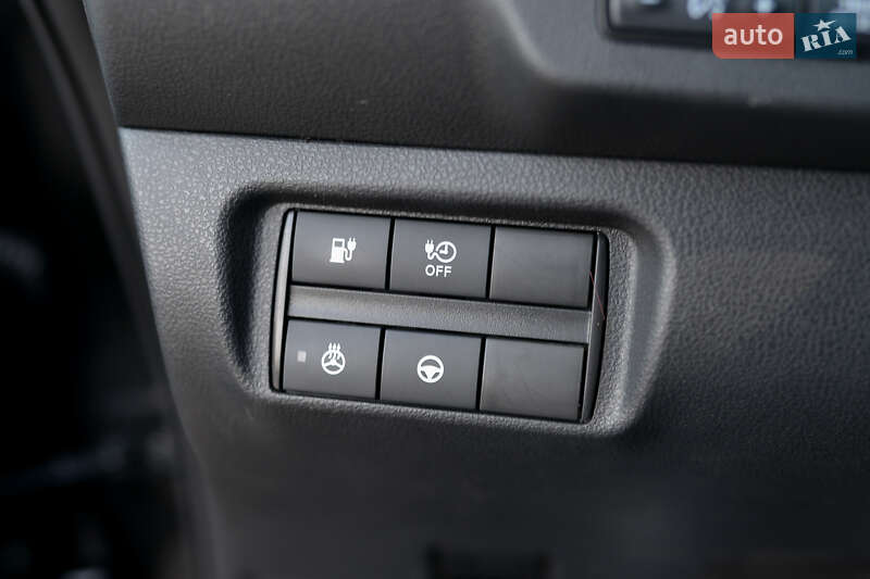 Хэтчбек Nissan Leaf 2023 в Турийске фото 26 Хэтчбек Nissan Leaf 2023 в Турийске