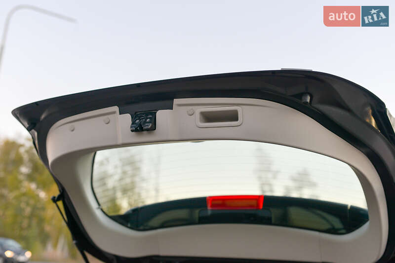 Хэтчбек Nissan Leaf 2023 в Турийске фото 35 Хэтчбек Nissan Leaf 2023 в Турийске