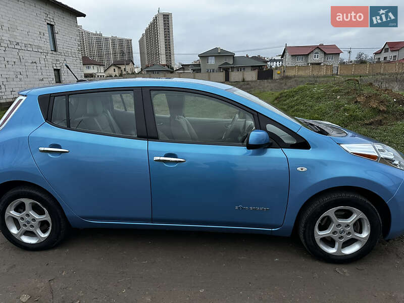 Хетчбек Nissan Leaf 2012 в Одесі фото 6 Хетчбек Nissan Leaf 2012 в Одесі