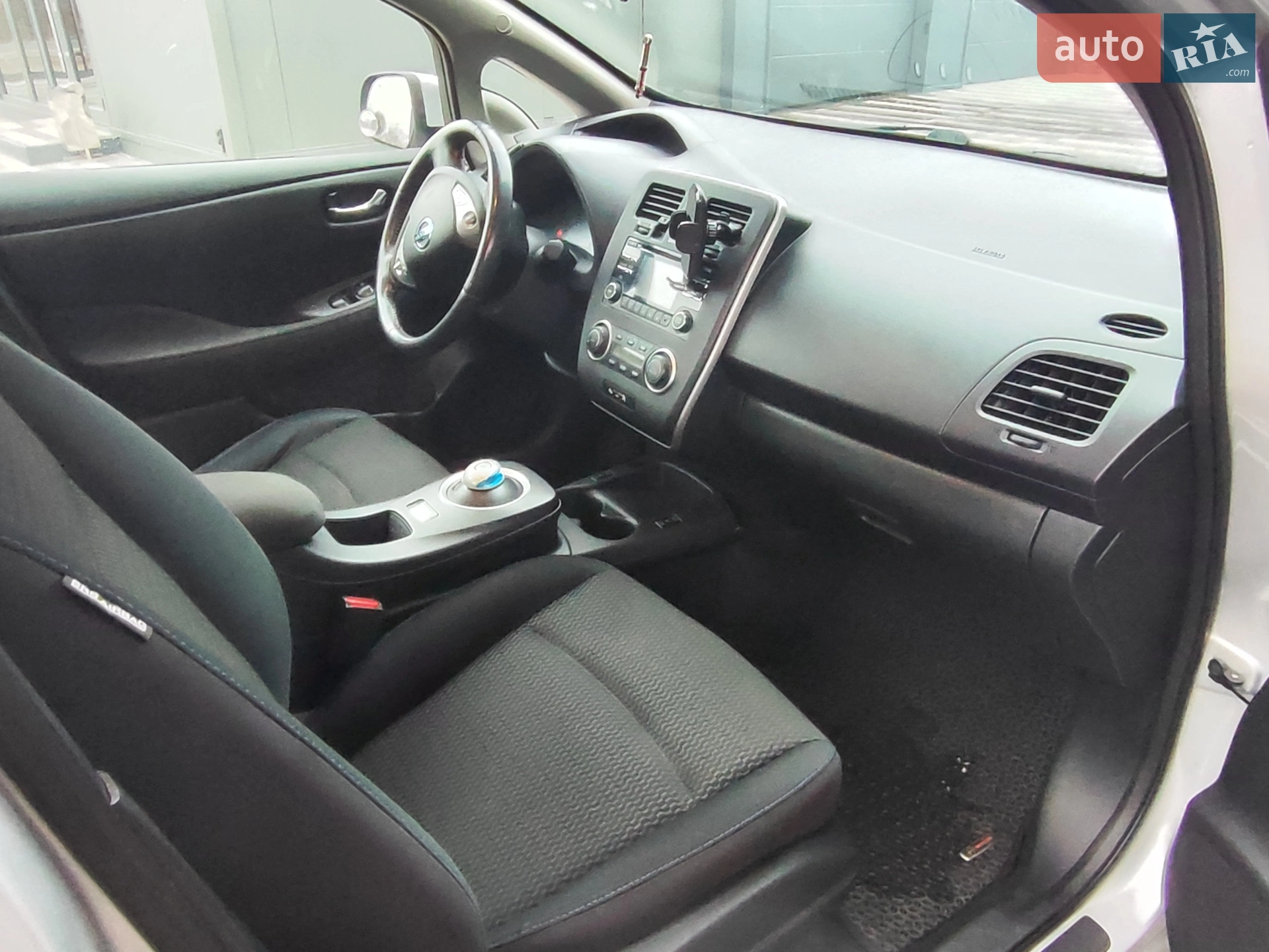 2014 Nissan Leaf - мініатюра 35