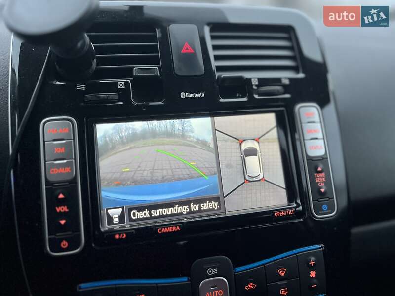 Хэтчбек Nissan Leaf 2014 в Киеве