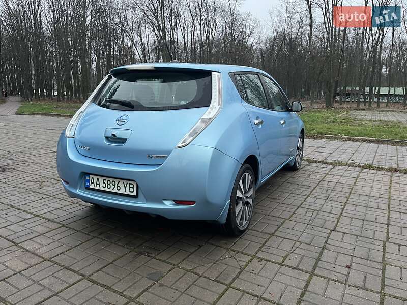 Хэтчбек Nissan Leaf 2014 в Киеве