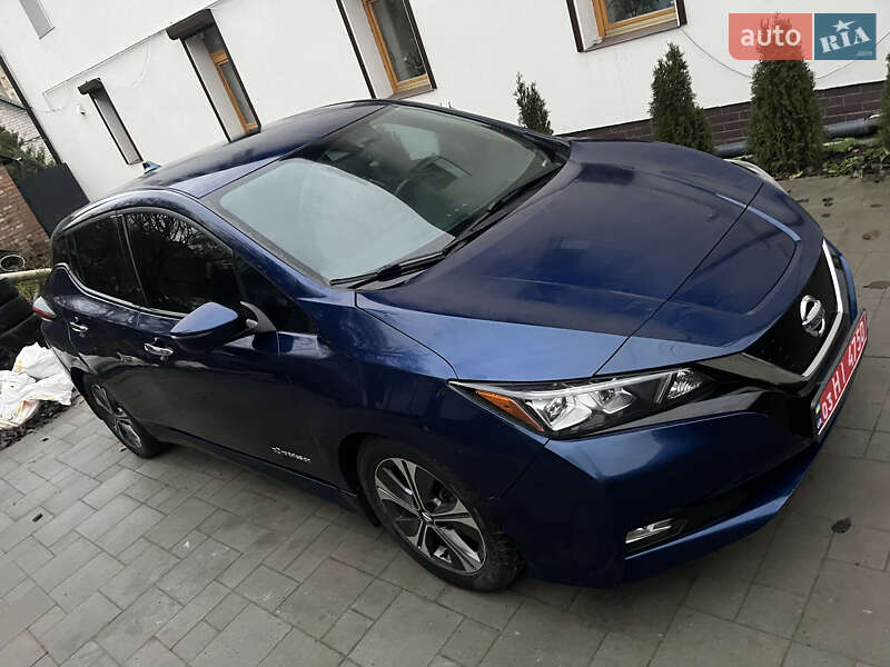 Хэтчбек Nissan Leaf 2018 в Луцке