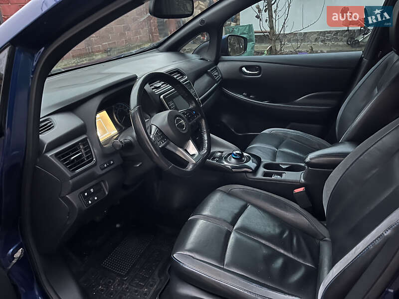 Хэтчбек Nissan Leaf 2018 в Луцке