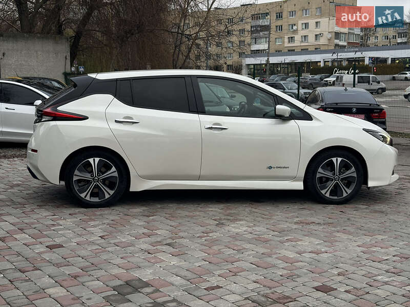 Хетчбек Nissan Leaf 2019 в Вінниці фото 12 Хетчбек Nissan Leaf 2019 в Вінниці