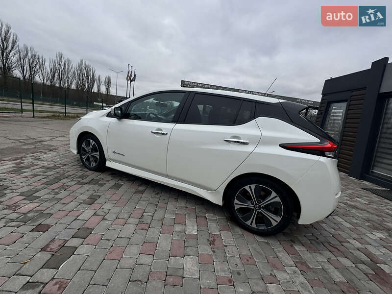 Хетчбек Nissan Leaf 2019 в Вінниці фото 32 Хетчбек Nissan Leaf 2019 в Вінниці