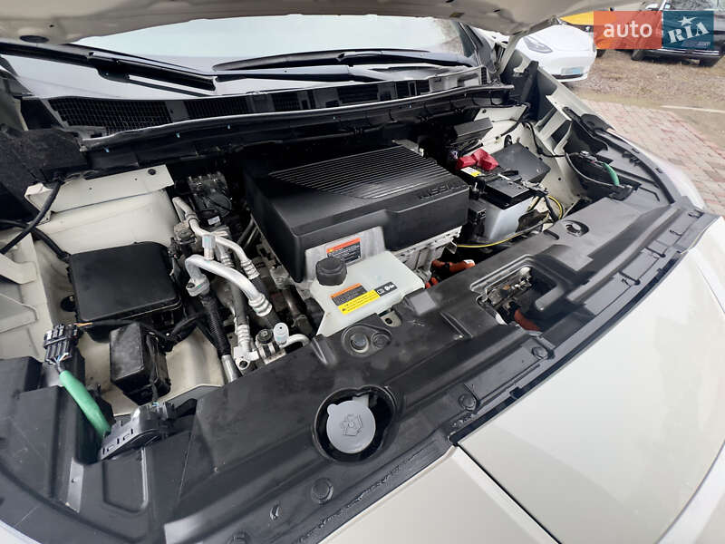 Хетчбек Nissan Leaf 2019 в Вінниці фото 67 Хетчбек Nissan Leaf 2019 в Вінниці