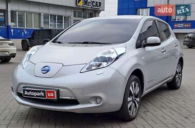 Хэтчбек Nissan Leaf 2012 в Одессе
