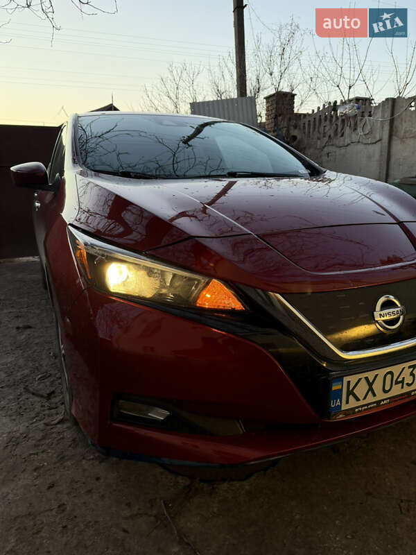 Хетчбек Nissan Leaf 2020 в Харкові фото 4 Хетчбек Nissan Leaf 2020 в Харкові