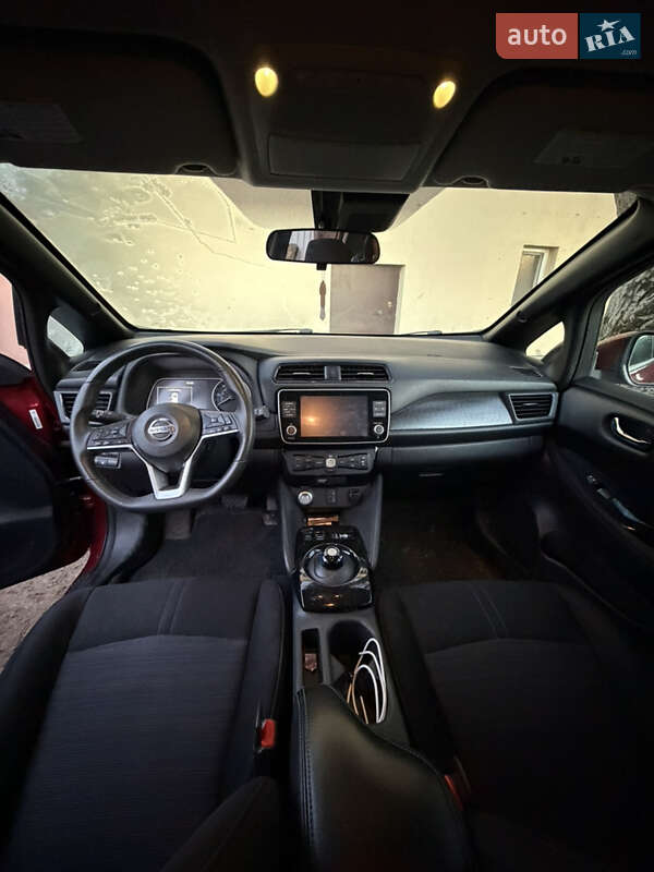 Хетчбек Nissan Leaf 2020 в Харкові фото 14 Хетчбек Nissan Leaf 2020 в Харкові