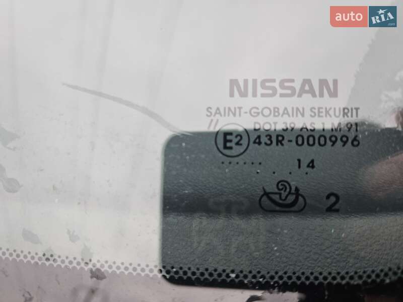 Хэтчбек Nissan Leaf 2014 в Ирпене