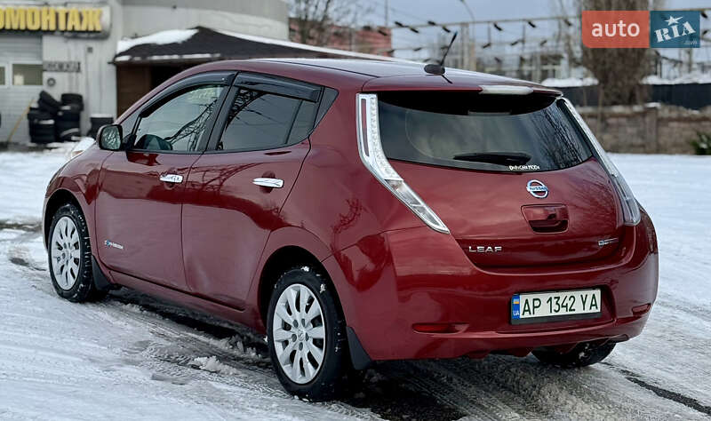 Хетчбек Nissan Leaf 2013 в Запоріжжі фото 8 Хетчбек Nissan Leaf 2013 в Запоріжжі