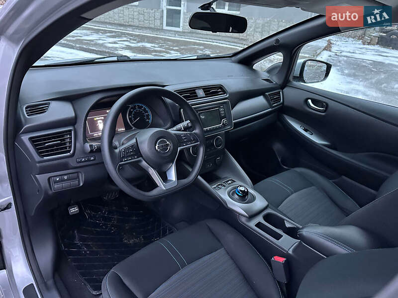 Хэтчбек Nissan Leaf 2018 в Тернополе