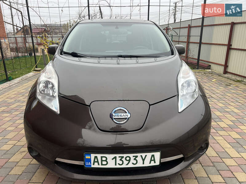 Хэтчбек Nissan Leaf 2015 в Виннице