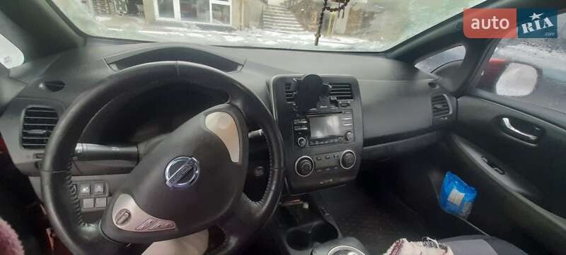 Хэтчбек Nissan Leaf 2013 в Ременове фото 4 Хэтчбек Nissan Leaf 2013 в Ременове