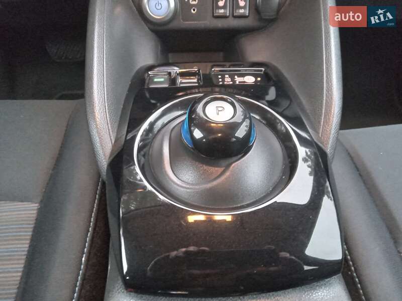 Хетчбек Nissan Leaf 2020 в Боярці