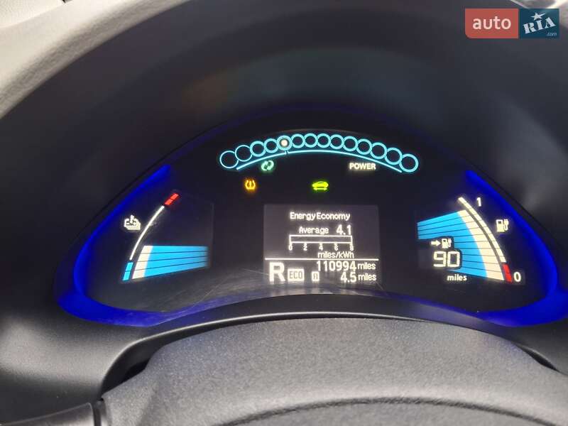 Хэтчбек Nissan Leaf 2013 в Каменец-Подольском