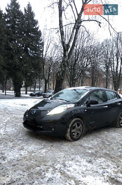 Хэтчбек Nissan Leaf 2011 в Ровно