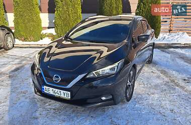 Хэтчбек Nissan Leaf 2018 в Днепре