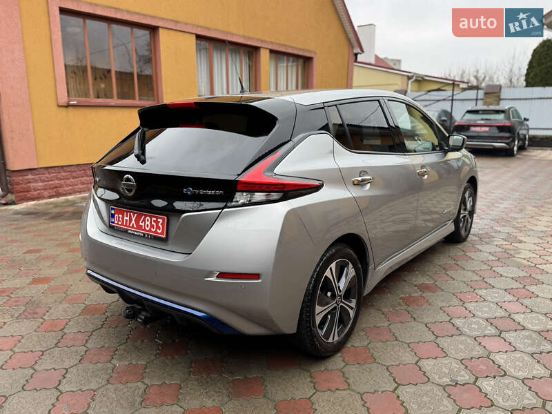 Хэтчбек Nissan Leaf 2019 в Ровно