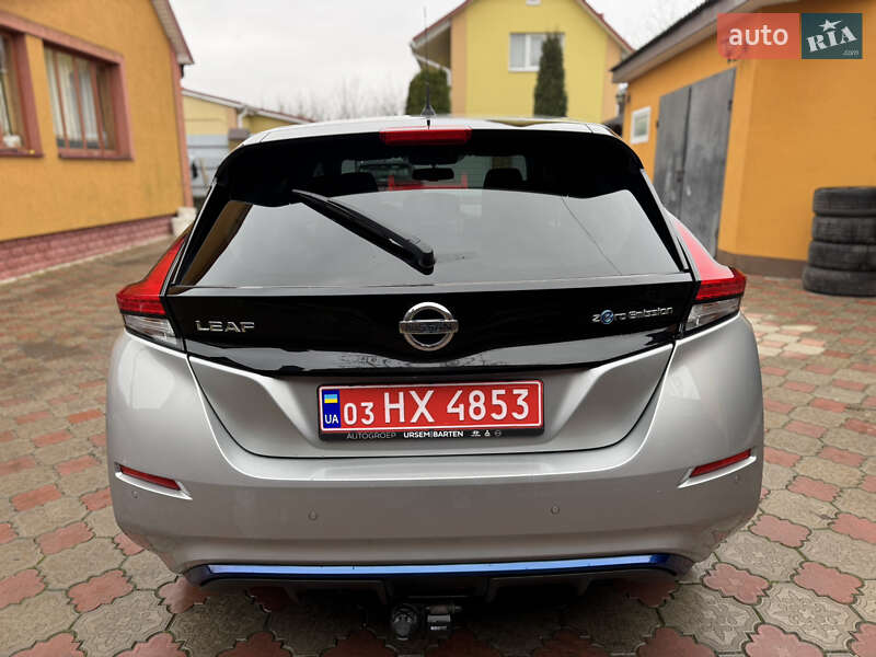 Хэтчбек Nissan Leaf 2019 в Ровно