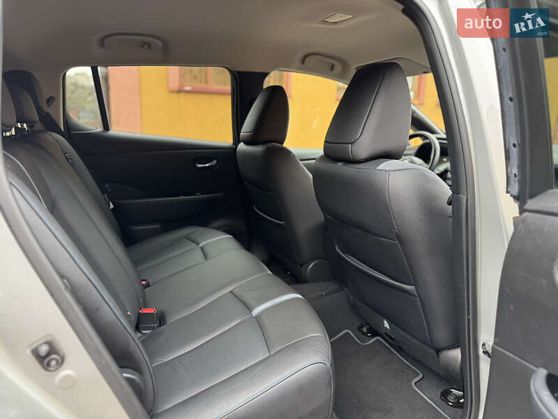 Хэтчбек Nissan Leaf 2019 в Ровно