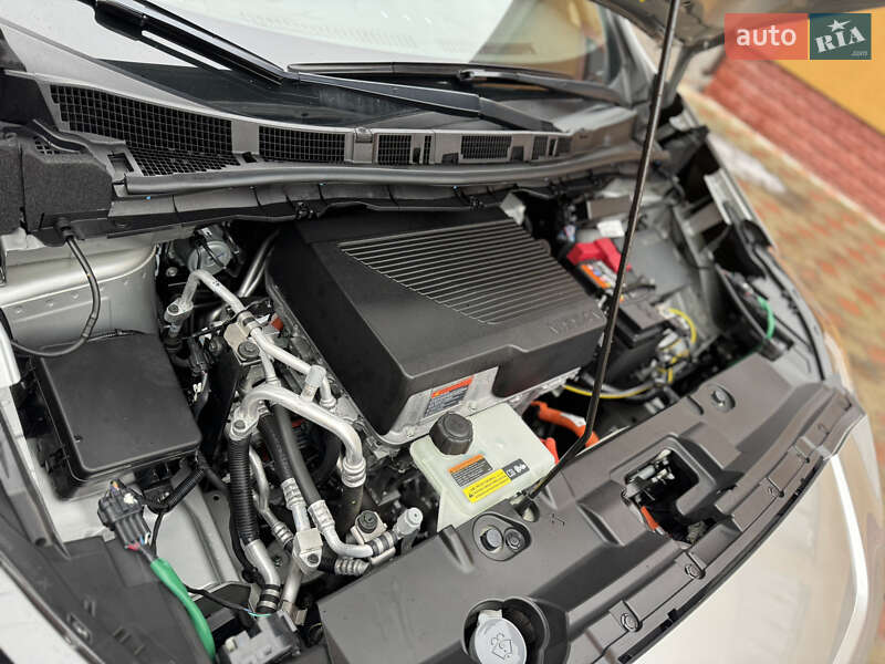 Хэтчбек Nissan Leaf 2019 в Ровно
