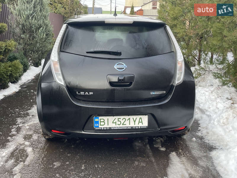 Хетчбек Nissan Leaf 2016 в Полтаві