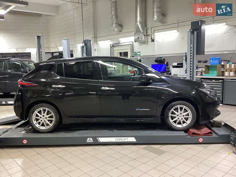 Хэтчбек Nissan Leaf 2019 в Харькове