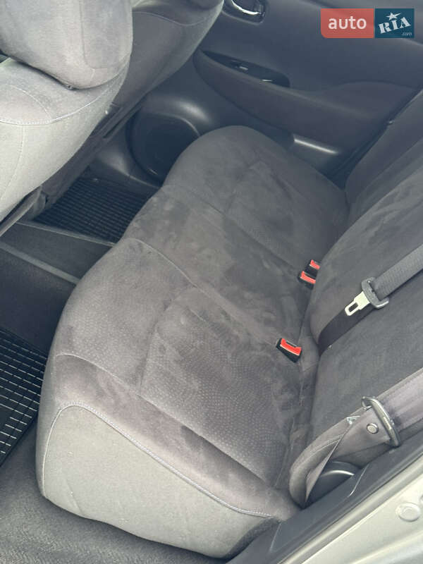 Хэтчбек Nissan Leaf 2013 в Дрогобыче