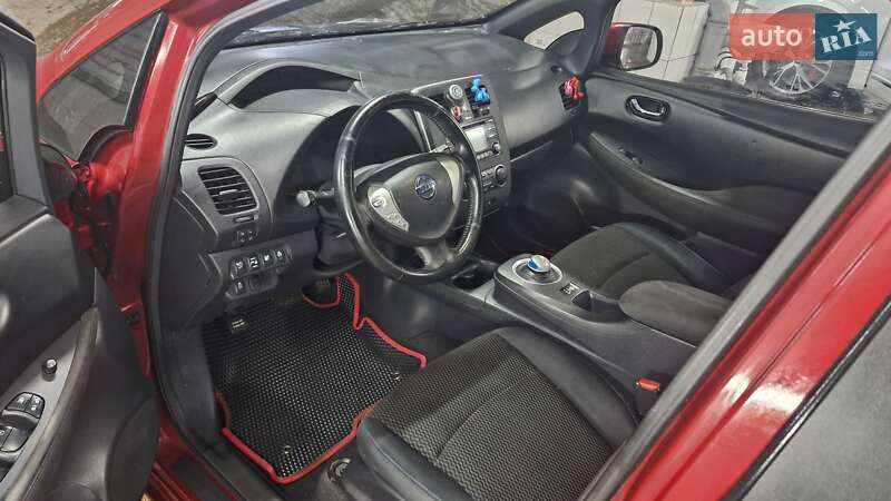Хетчбек Nissan Leaf 2013 в Львові фото 16 Хетчбек Nissan Leaf 2013 в Львові
