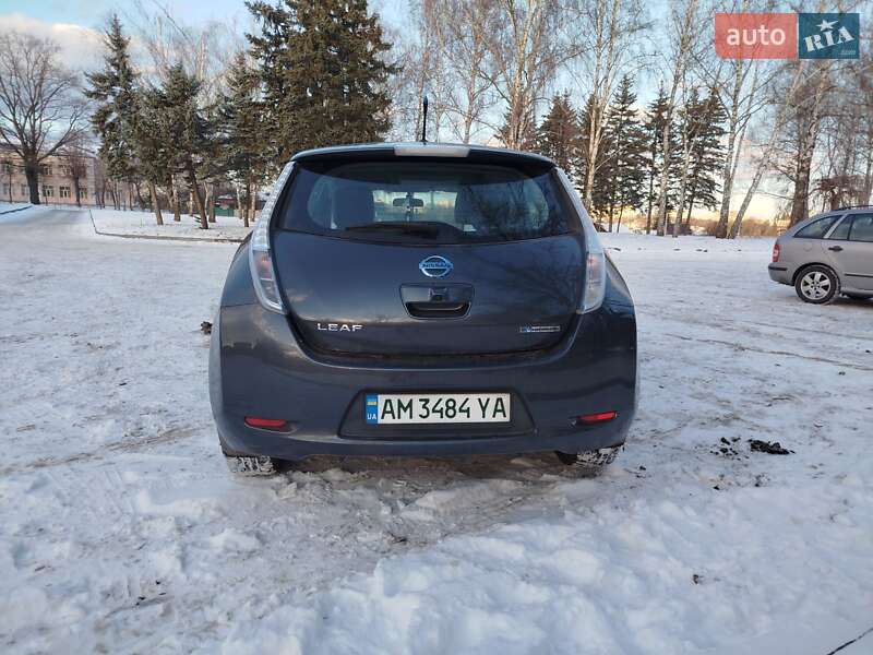Хэтчбек Nissan Leaf 2013 в Житомире