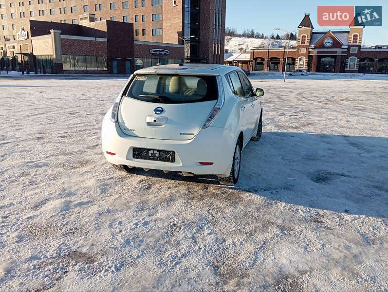 Хэтчбек Nissan Leaf 2012 в Киеве фото 6 Хэтчбек Nissan Leaf 2012 в Киеве