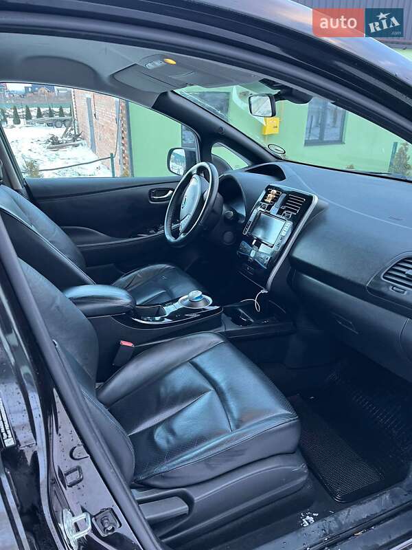 Хэтчбек Nissan Leaf 2017 в Луцке