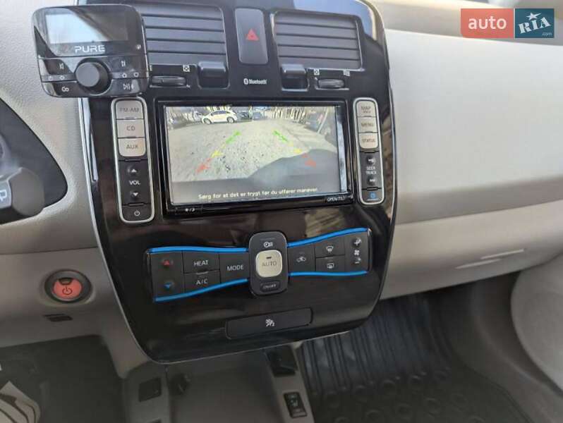 Хэтчбек Nissan Leaf 2013 в Одессе фото 10 Хэтчбек Nissan Leaf 2013 в Одессе
