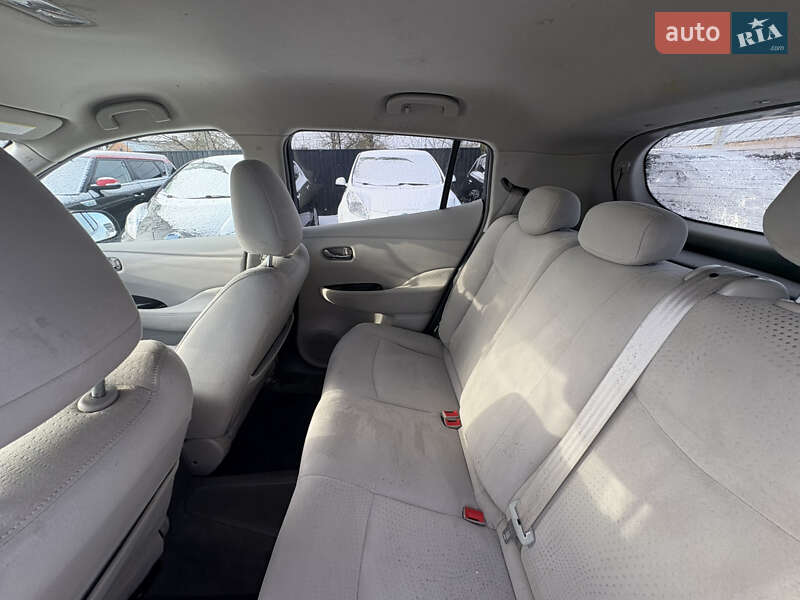 Хэтчбек Nissan Leaf 2012 в Луцке