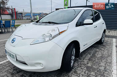 Хетчбек Nissan Leaf 2015 в Житомирі