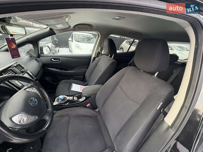 Хетчбек Nissan Leaf 2014 в Луцьку