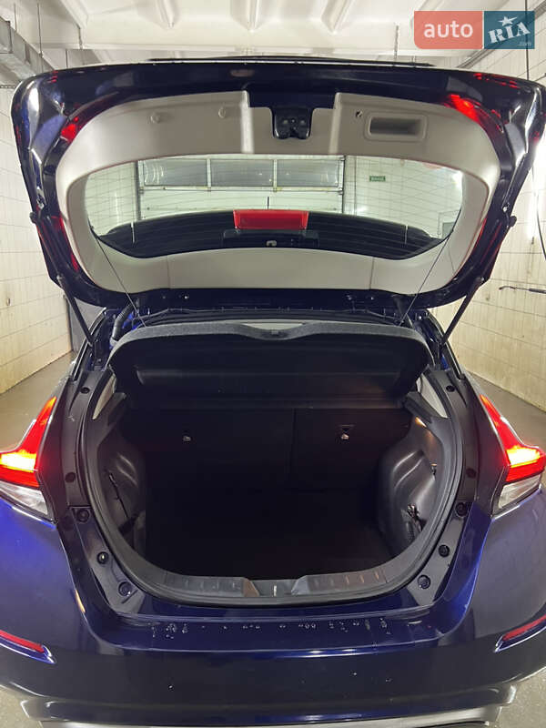 Хетчбек Nissan Leaf 2023 в Ковелі