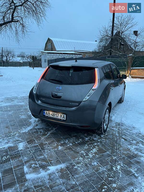 Хэтчбек Nissan Leaf 2016 в Виннице